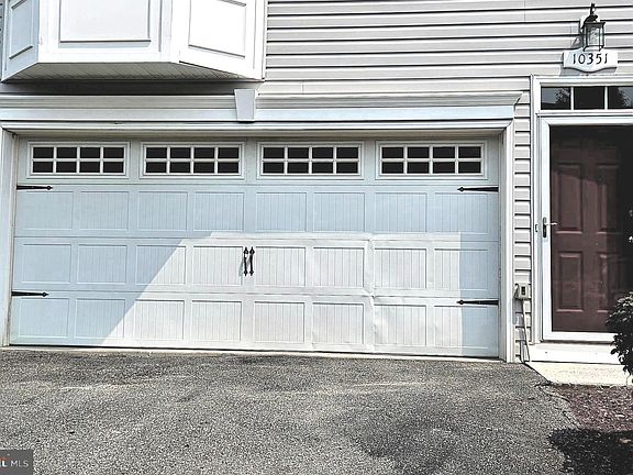 3rd image of 10351 Bridle Ct