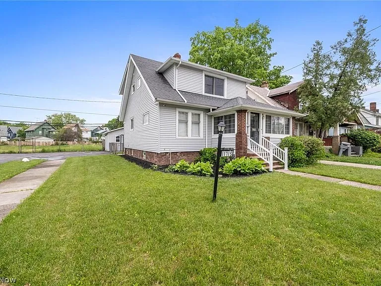 11715 Rutland Ave — Photo 31