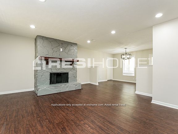 4th image of 1763 Stag Dr NW