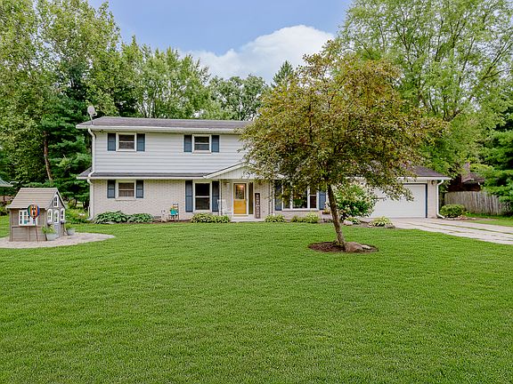 2nd image of 9105 W Lone Beech Dr