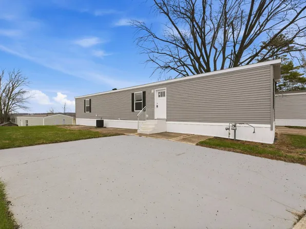 4497 W 200 N #41, Huntington, IN 46750