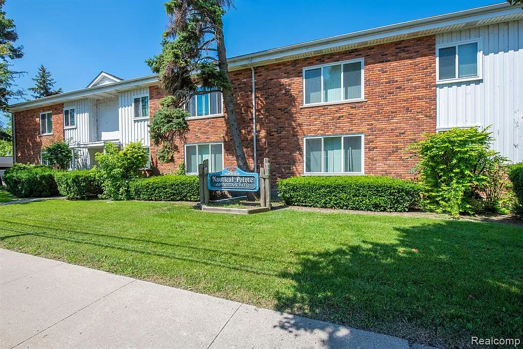 1 bed, 1.0 bath, 800 sqft, $1,200 — Photo 1