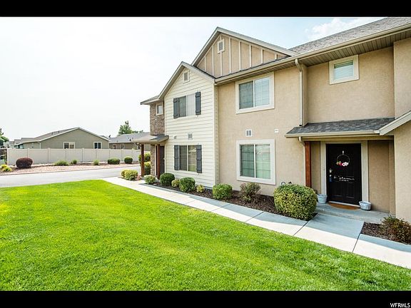 3rd image of 1178 N Dragonfly Ln