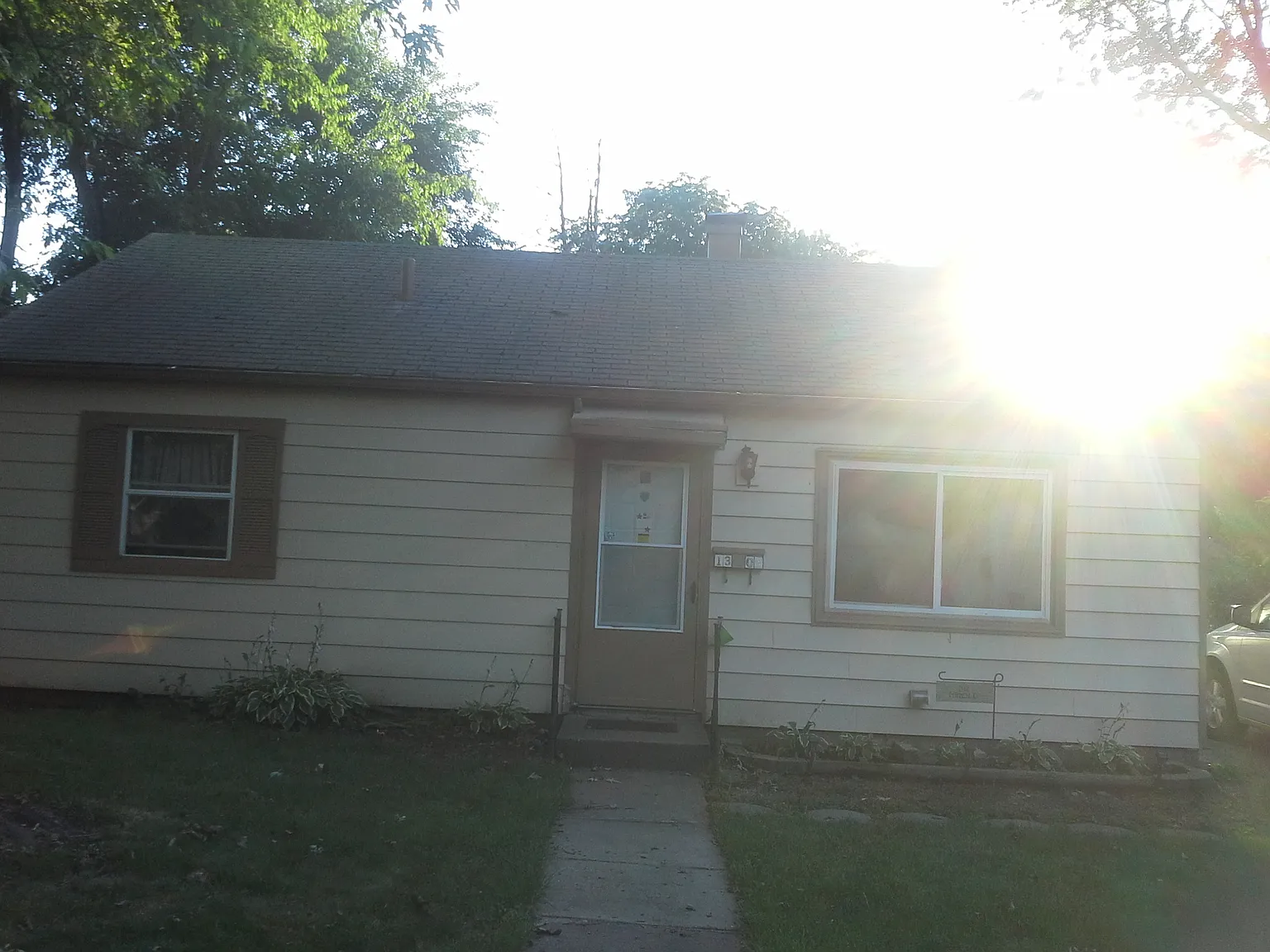 1309 Sunset Dr photo 1