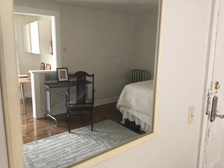 73 Elmwood Ave #4 — Photo 4