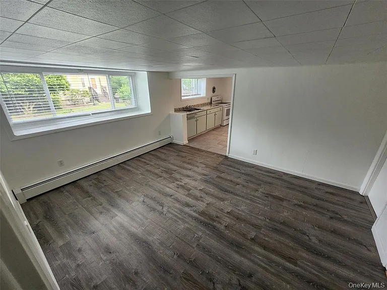 16 Ardmore St #B — Photo 10