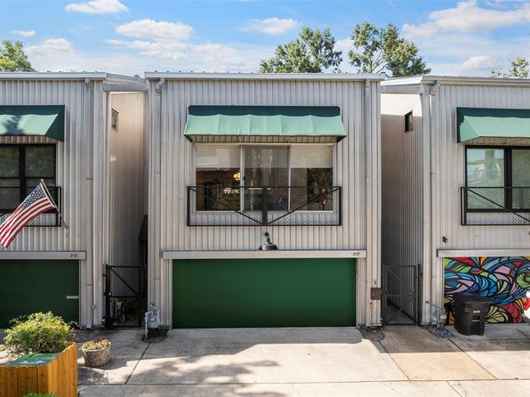 217 W Drew St