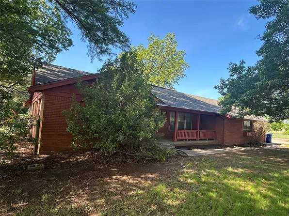 1600 E Imhoff Rd, Norman, OK 73071