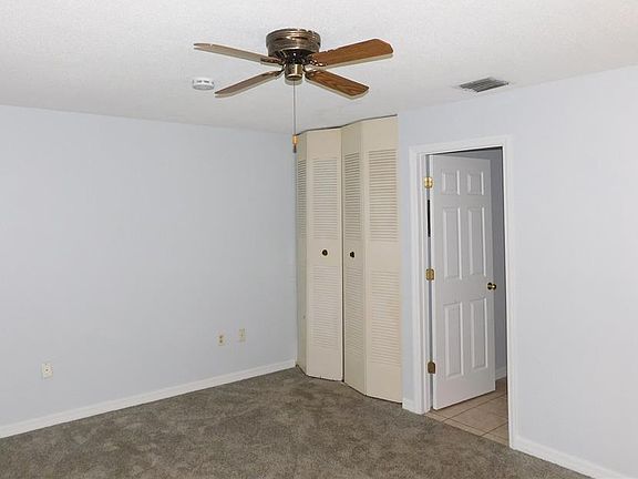 4th image of 1118 Spring Meadow Dr