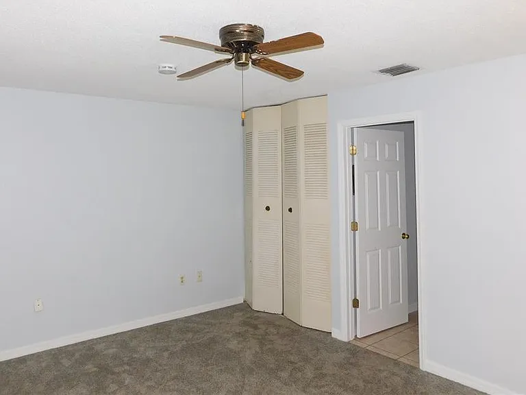 1118 Spring Meadow Dr — Photo 4