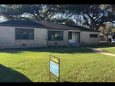 3112 15th St, Bay City, TX, 77414