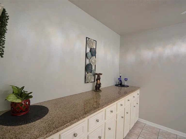 15927 Tumbling Rapids Dr — Photo 21
