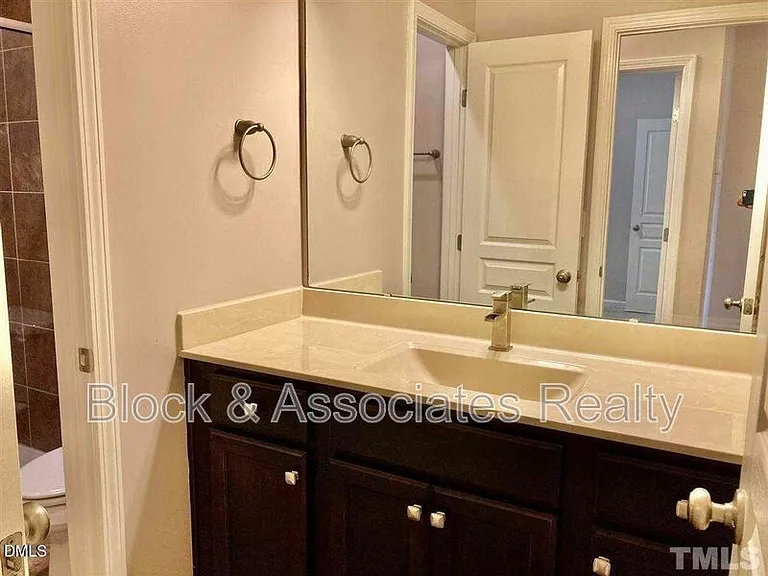 213 Churment Ct — Photo 11