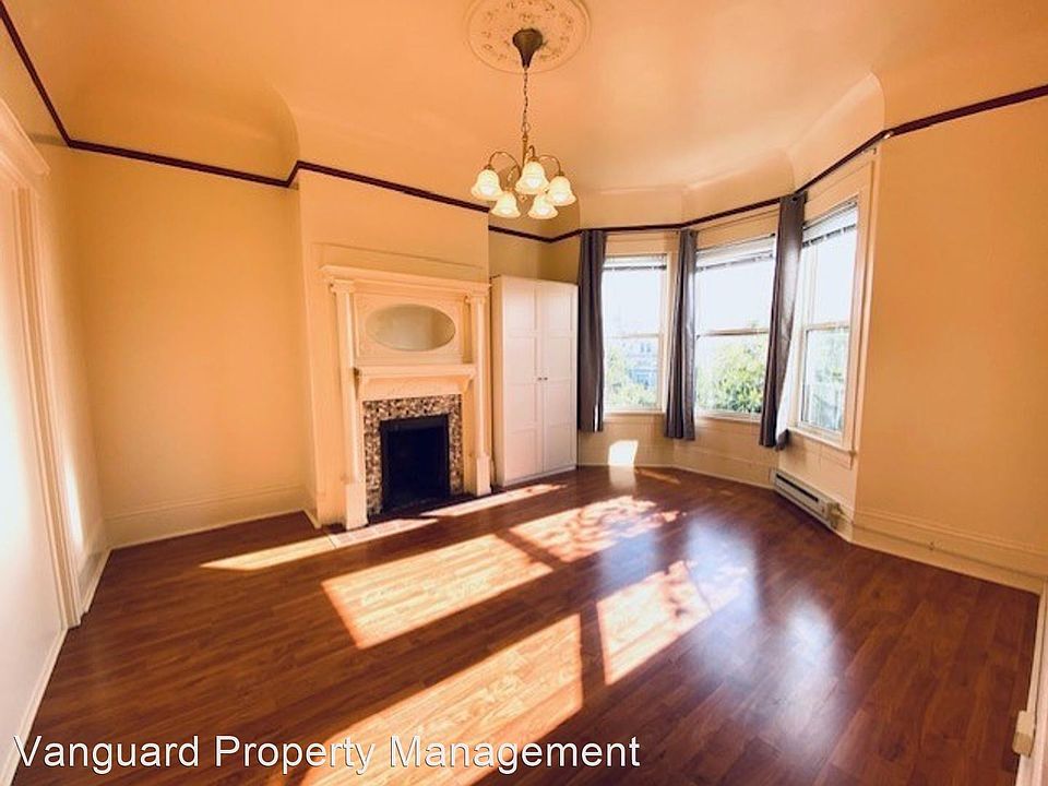 1st image of 1676 Grove St #1676