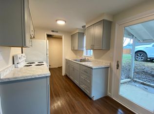 5074 Beacon Hill Rd, Columbus, OH 43228