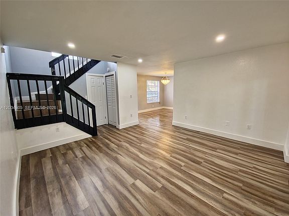 4th image of 3463 Cluster Rd