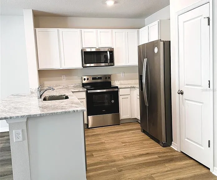 4649 Pleasant Ave — Photo 13