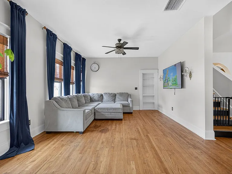 2904 N Jefferson St — Photo 41