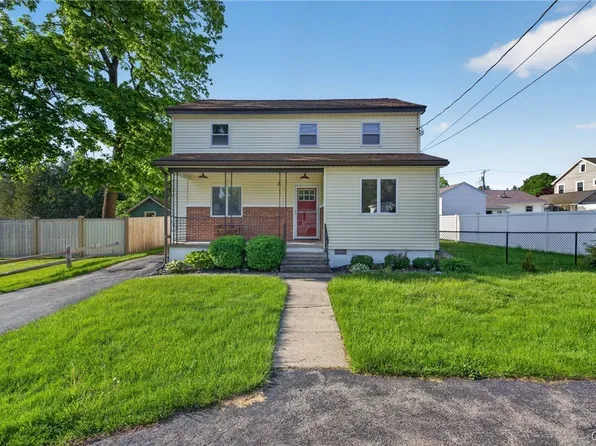 19 Hazelhurst Ave, Auburn, NY 13021