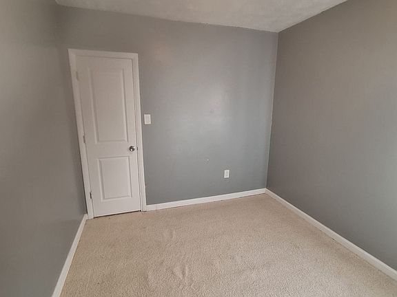 4th image of 12613 Parkhill Ave