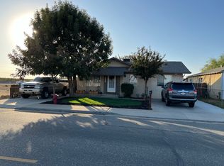 2917 7th St, Hughson, CA 95326