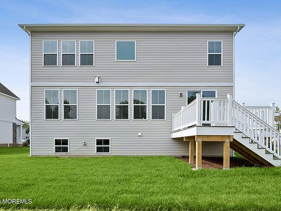 3rd image of 22 Tee Place