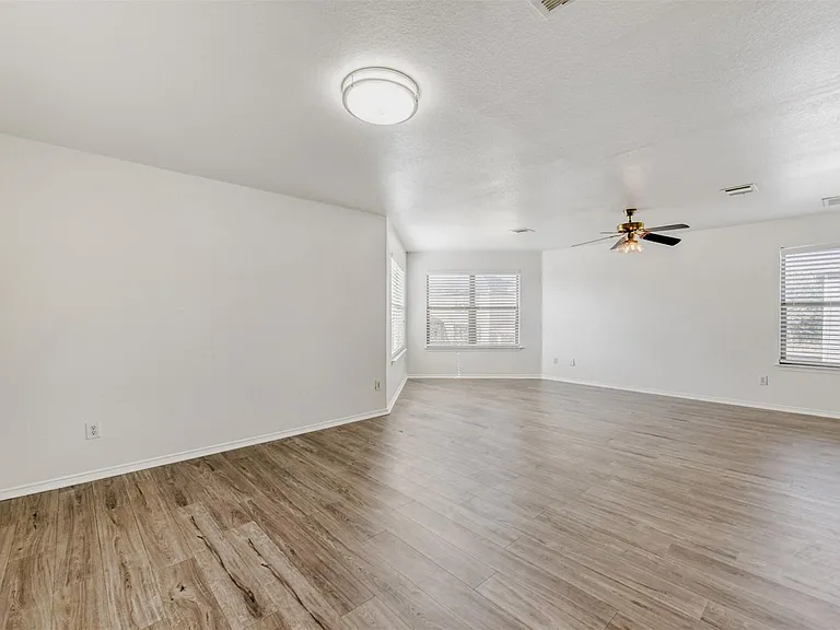 4508 Peach Grove Rd — Photo 16