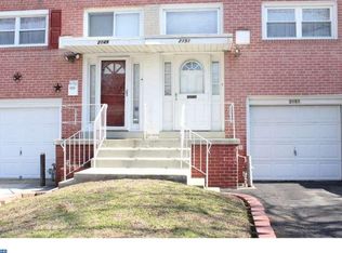 2151 Valley View Dr, Folcroft, PA 19032