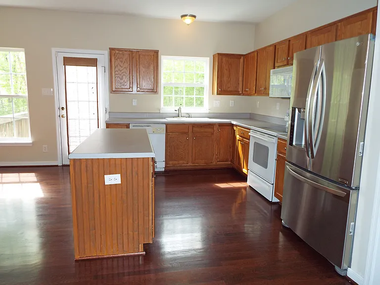 11485 Abbots Cross Ln — Photo 12