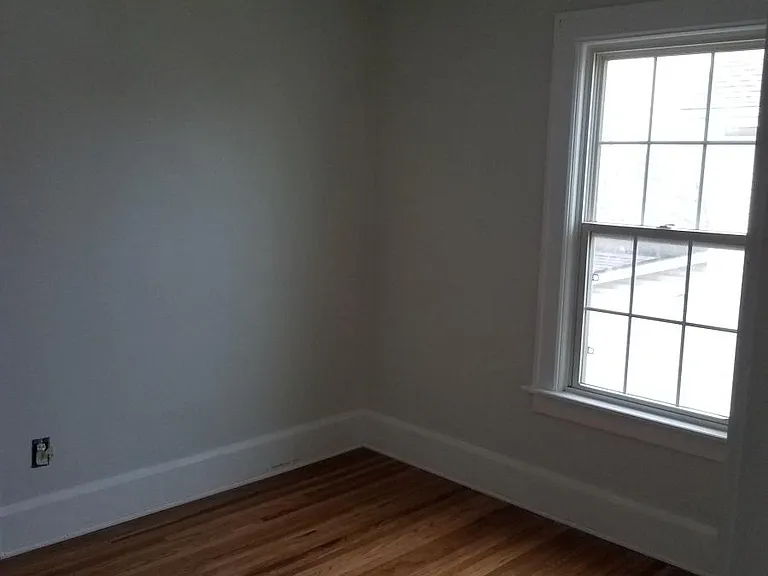 819 Carpenter St — Photo 12