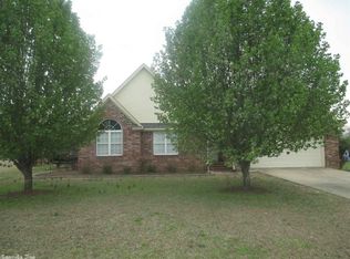 106 Selvidge Ln, Searcy, AR 72143