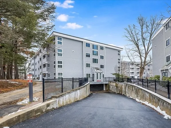 255 North Rd Unit 241, Chelmsford, MA 01824