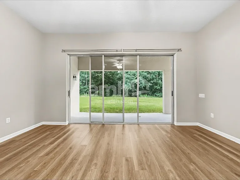 7330 Crescent Palm Dr — Photo 7