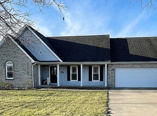 1280 Leebe Ln, Williamsburg, OH 45176