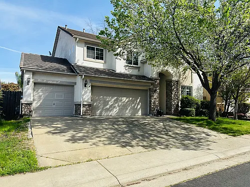 1728 Blackbird St Photo 1