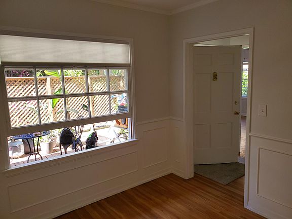 3rd image of 1016 N Croft Ave #4