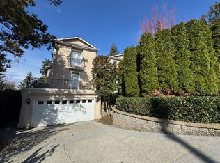 7002 SE 29th St, Mercer Island, WA 98040