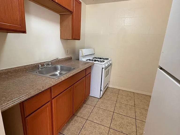 1695 Villa Ave. — Photo 2
