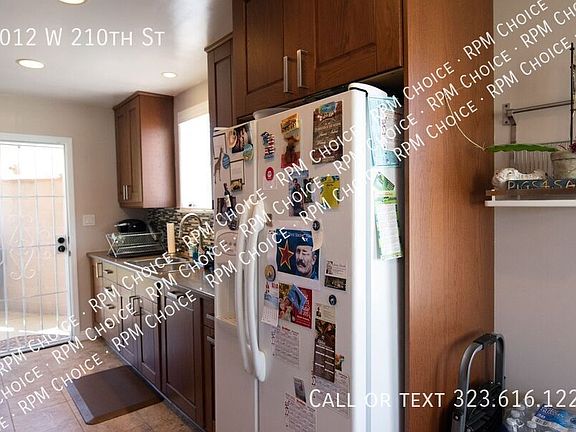5th image of 1012 W 210th St