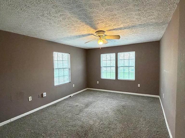 2343 Martin Luther King Jr St — Photo 10