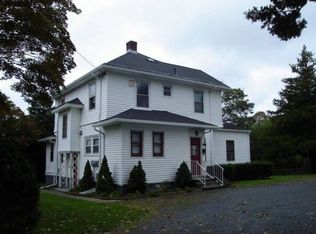 37 Bliss Mine Rd, Middletown, RI 02842