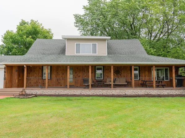 6515 Lakeshore Rd, Lexington, MI 48450