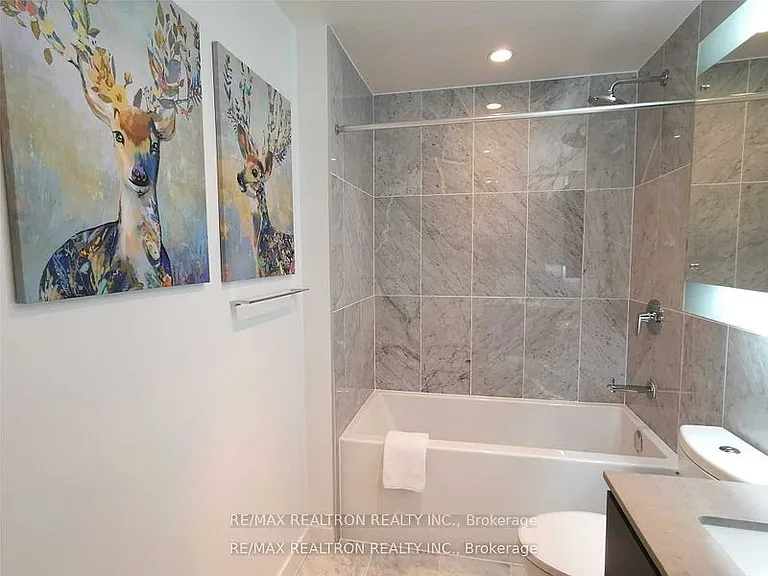 115 McMahon Dr #1106 — Photo 7