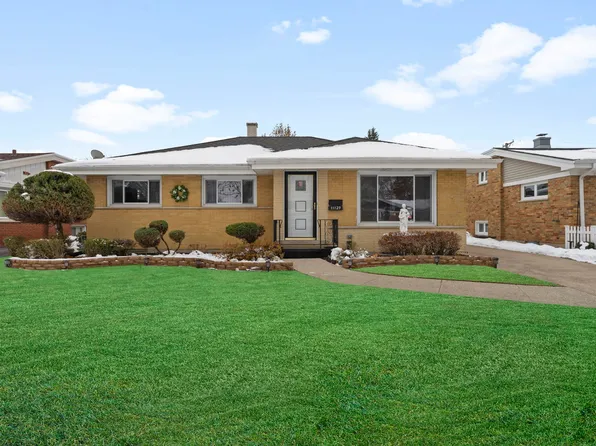 11129 Martindale Dr, Westchester, IL 60154