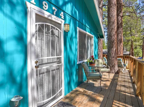 1974 Susquehana Dr, South Lake Tahoe, CA 96150