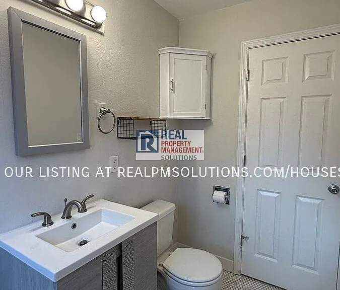 5025 NE 17th Ave — Photo 35