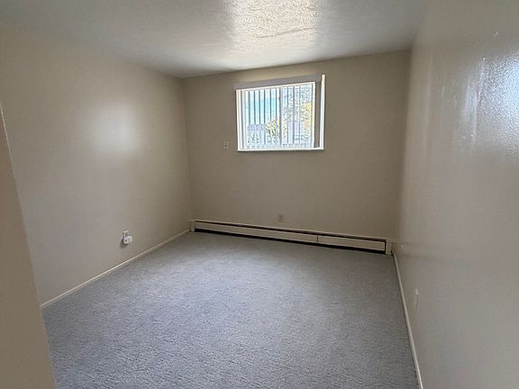 5th image of 570 Harvey St APT 2