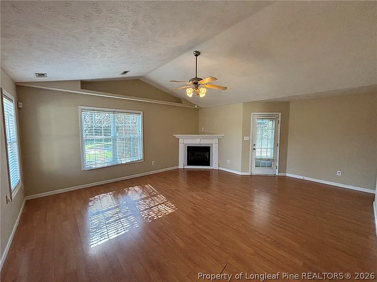 7819 Rosewood Ave — Photo 8