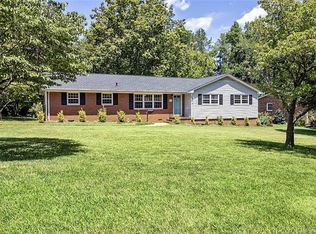 433 Rosemary Ln, Gastonia, NC 28054