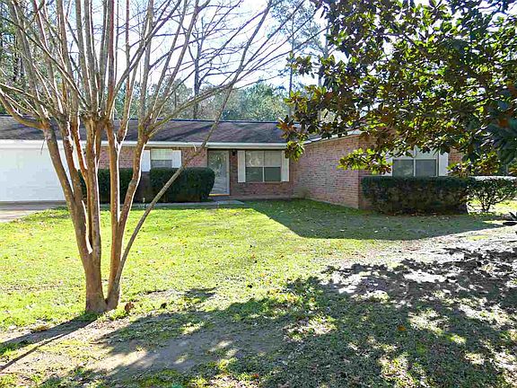 3rd image of 44 Beechwood Dr